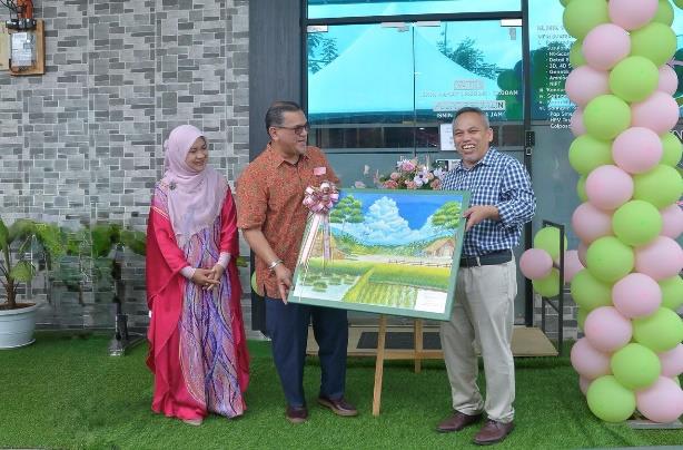 Presentation at Klinik & Rumah Bersalin Tawau